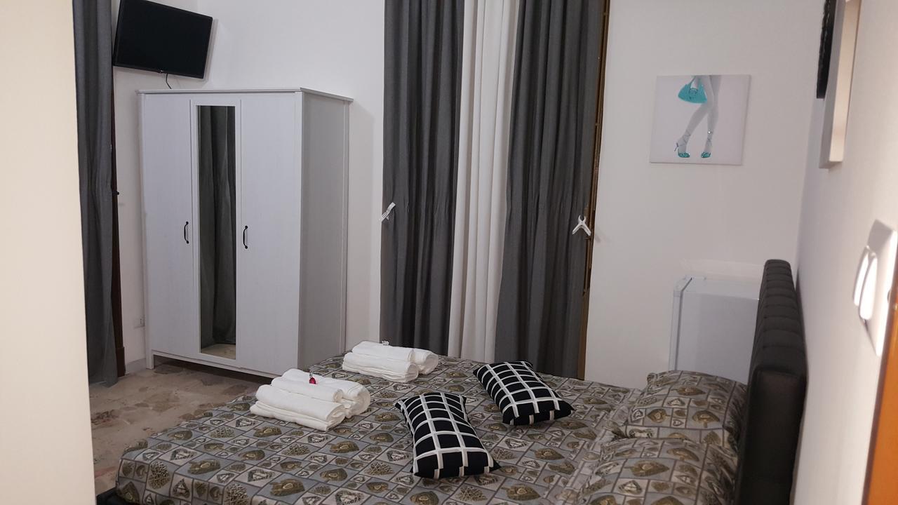 شقة Exclusive House Center كاتانيا المظهر الخارجي الصورة
