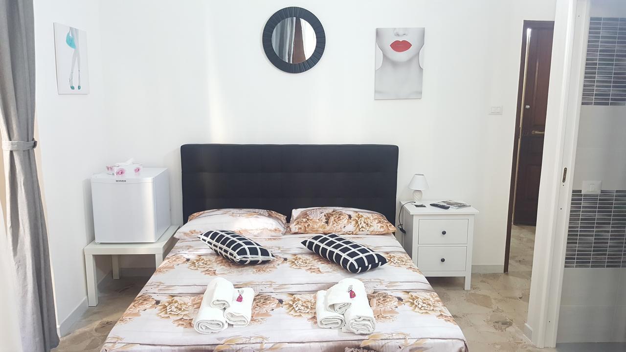 شقة Exclusive House Center كاتانيا المظهر الخارجي الصورة