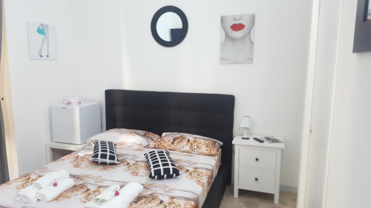 شقة Exclusive House Center كاتانيا المظهر الخارجي الصورة