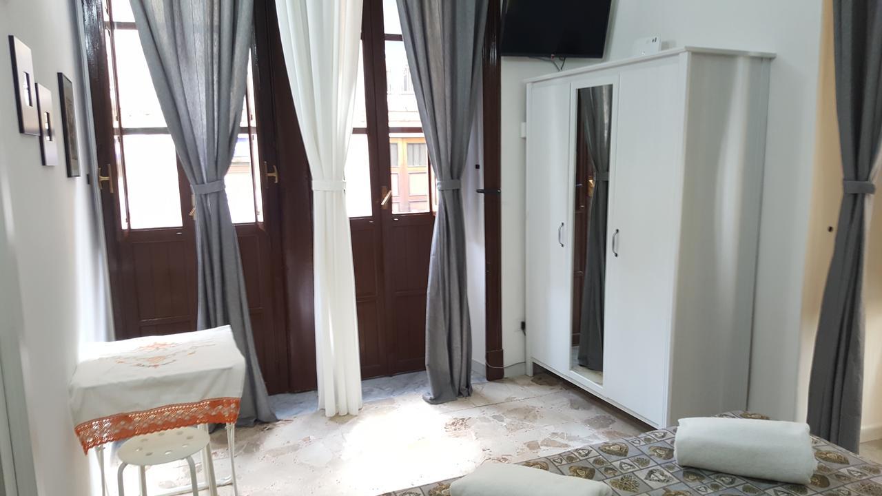شقة Exclusive House Center كاتانيا المظهر الخارجي الصورة