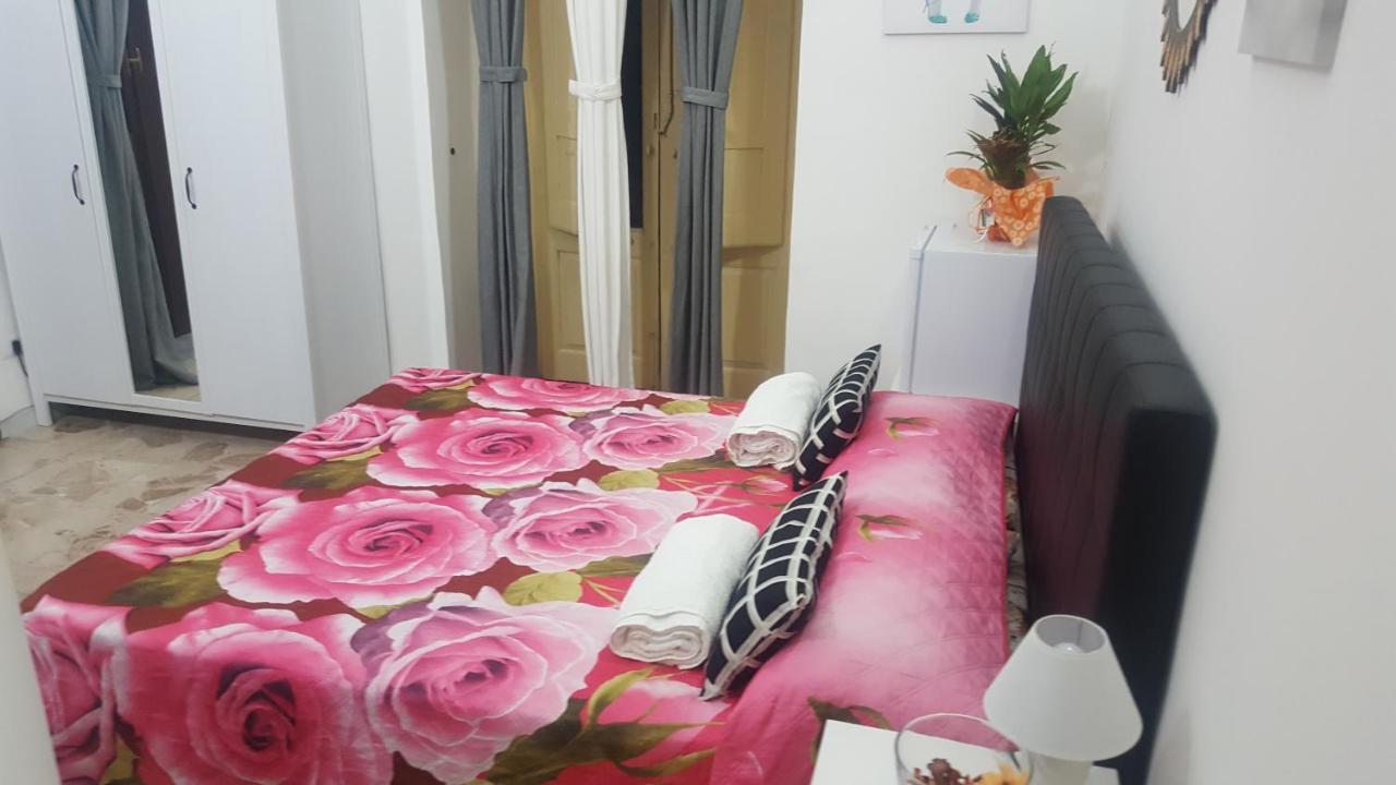 شقة Exclusive House Center كاتانيا المظهر الخارجي الصورة